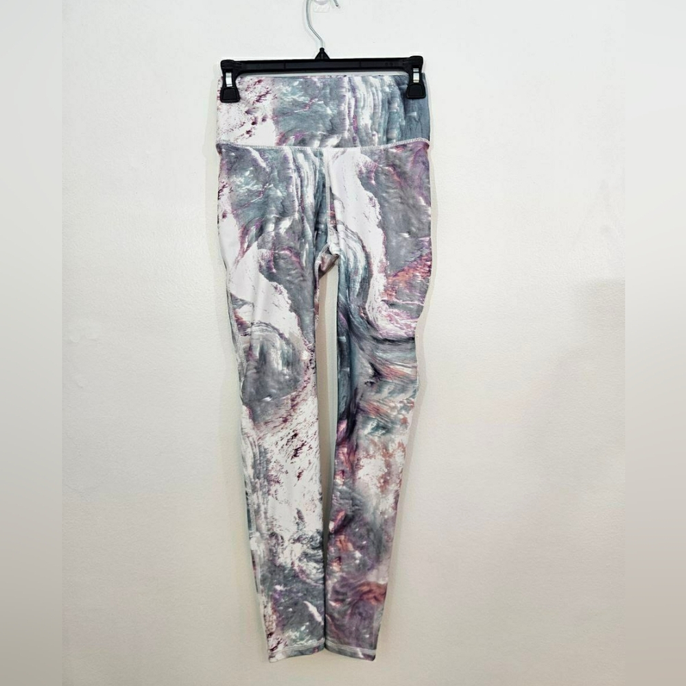 Fabletics Abstract Marbled Print High-Waisted Leggings